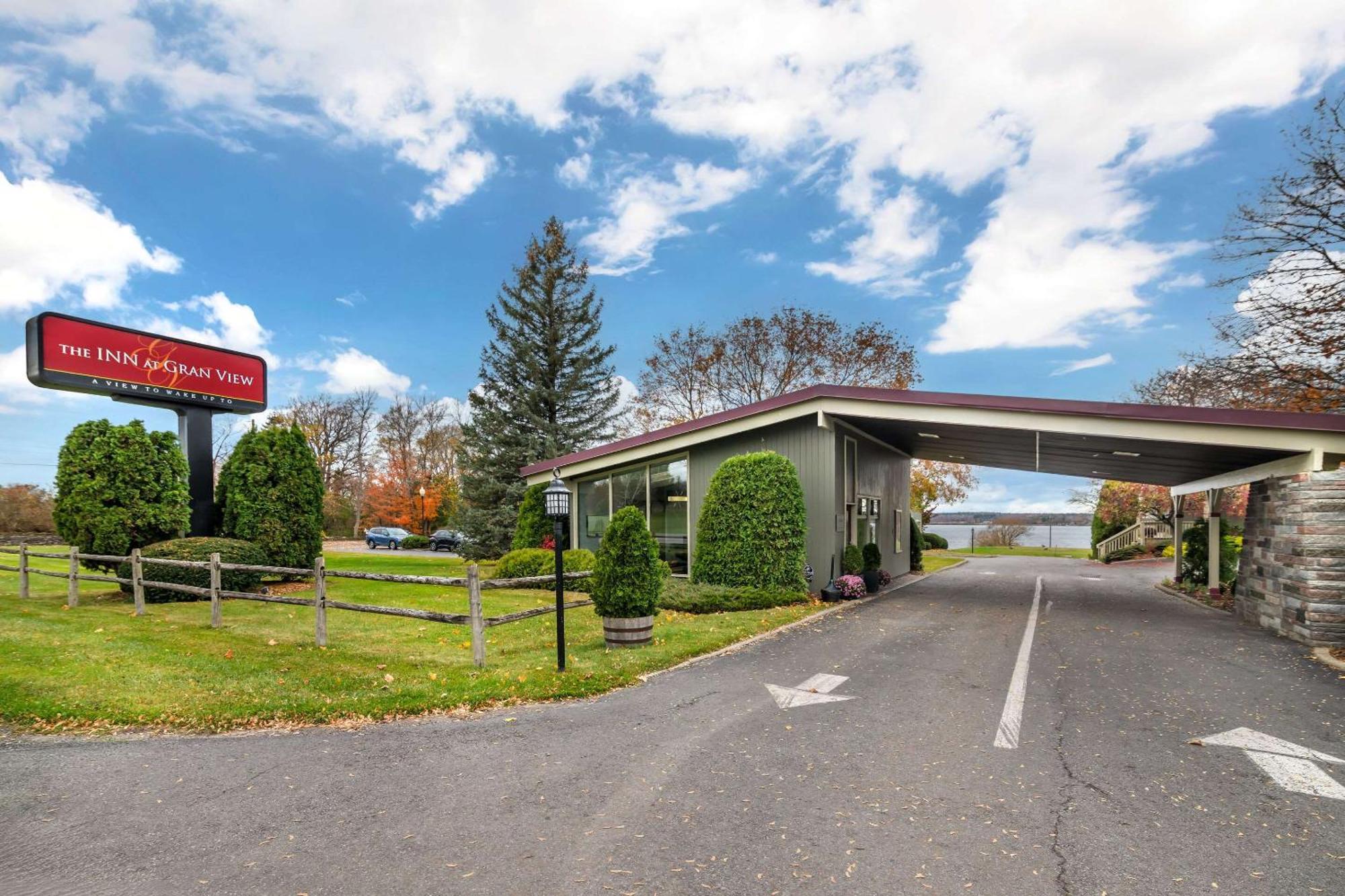 The Inn At Gran View Ogdensburg, Ascend Hotel Collection Экстерьер фото